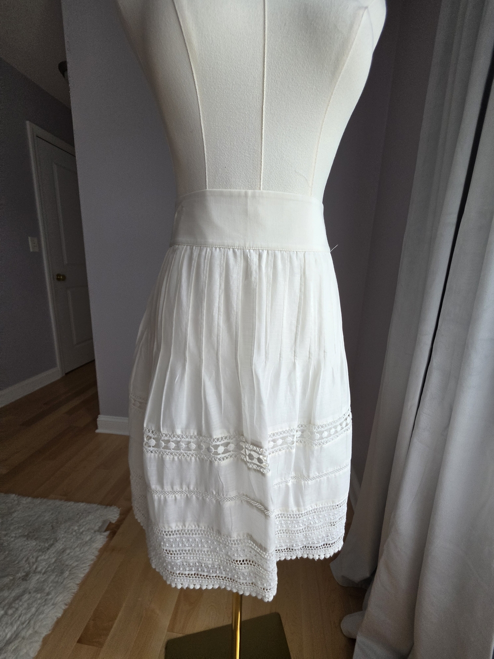 Ann Taylor Cream Lace-Trim Midi Skirt